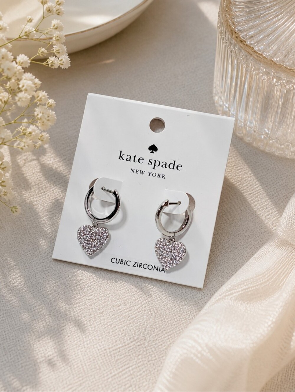🥳HOST PICK 🎉 Kate Spade New York Cubic Zirconia Heart Hoop Earrings NWT ✨